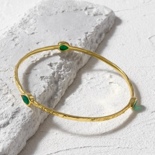 Three Stone Green Onyx Stacking Bangle in Gold