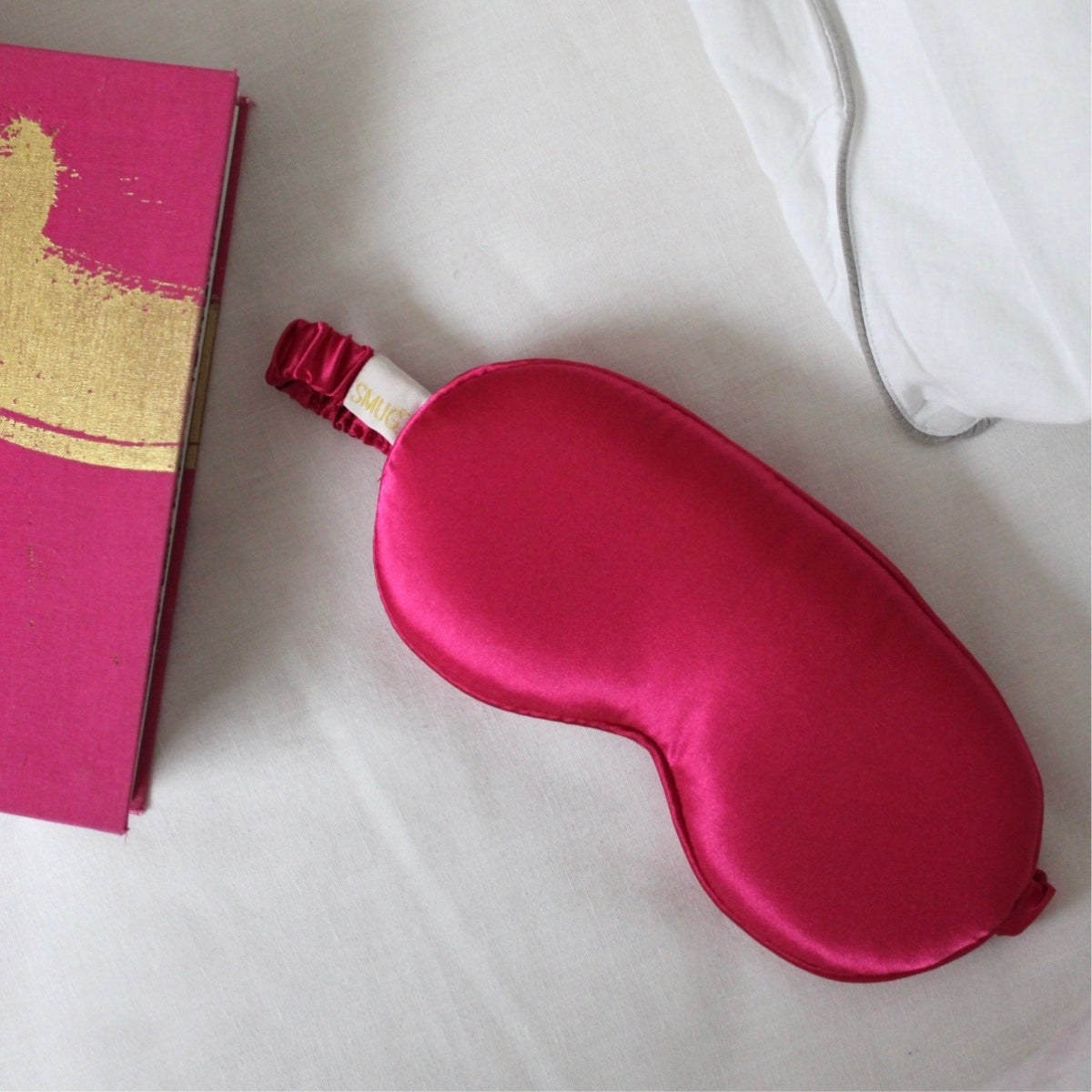 Cloud Padded Satin Sleep Mask in Scarlett Red