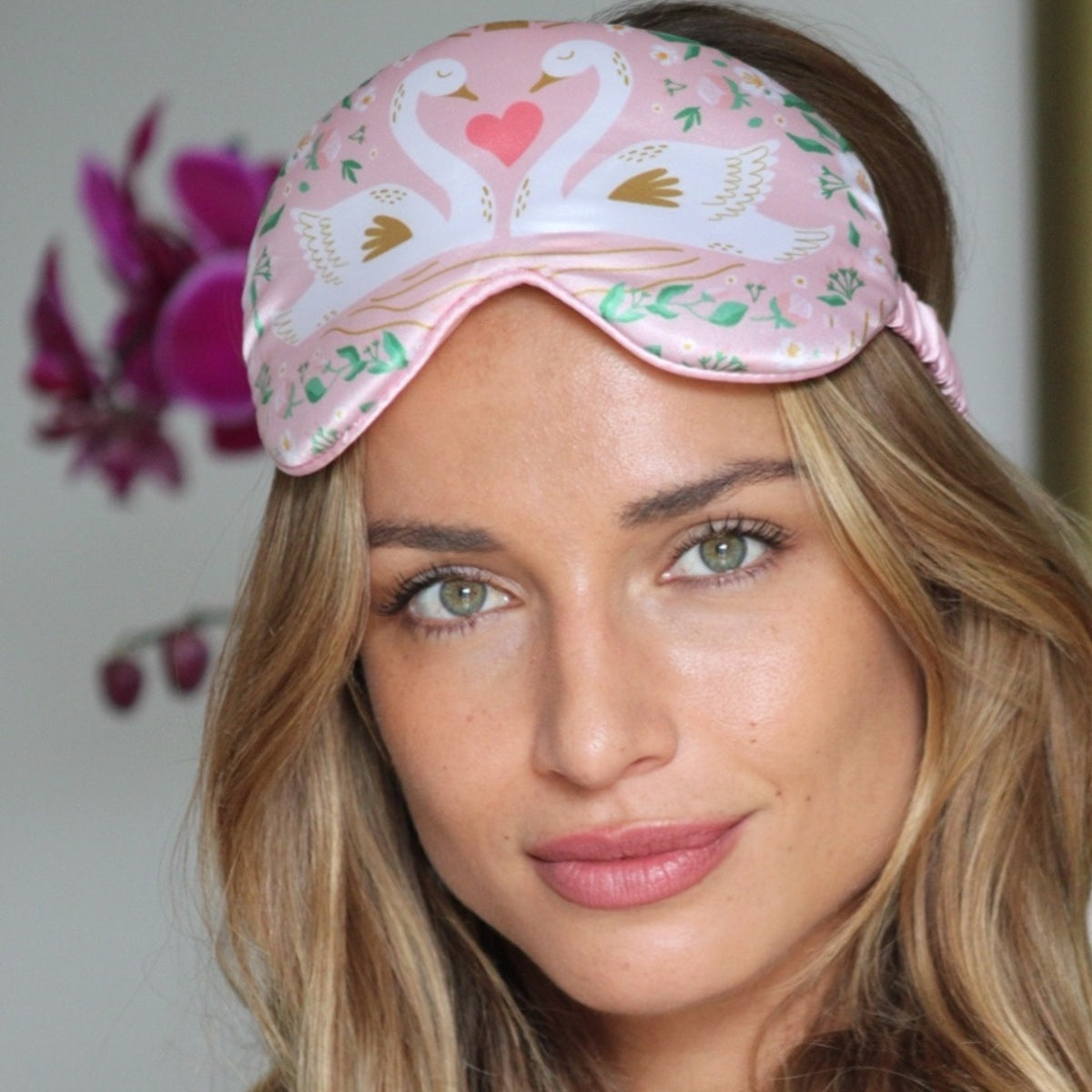Cloud Padded Satin Sleep Mask with Swans Print