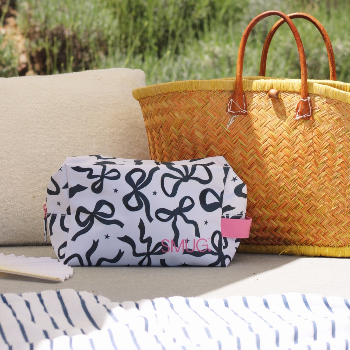 Wash Bag in Bows Print