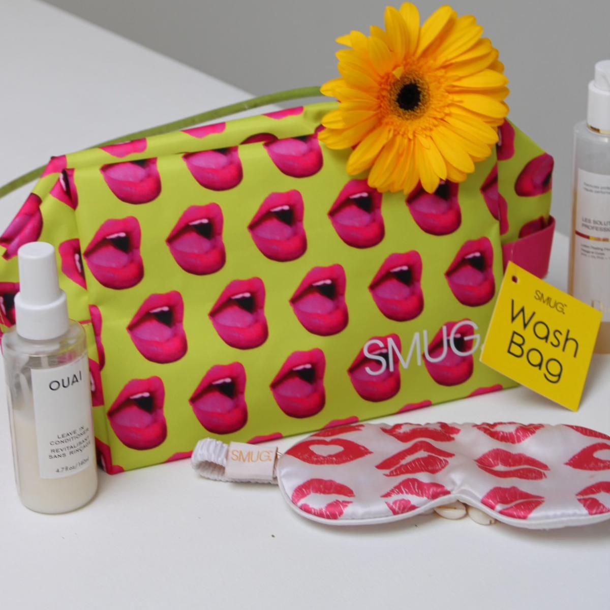 Mouth Print Wash Bag in Yellow