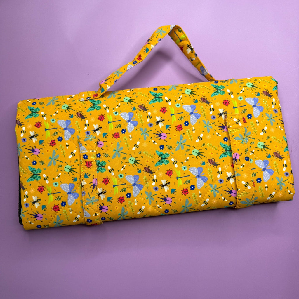 Summer Buzzin Dog Settle Mat Waterproof Travel Friendly