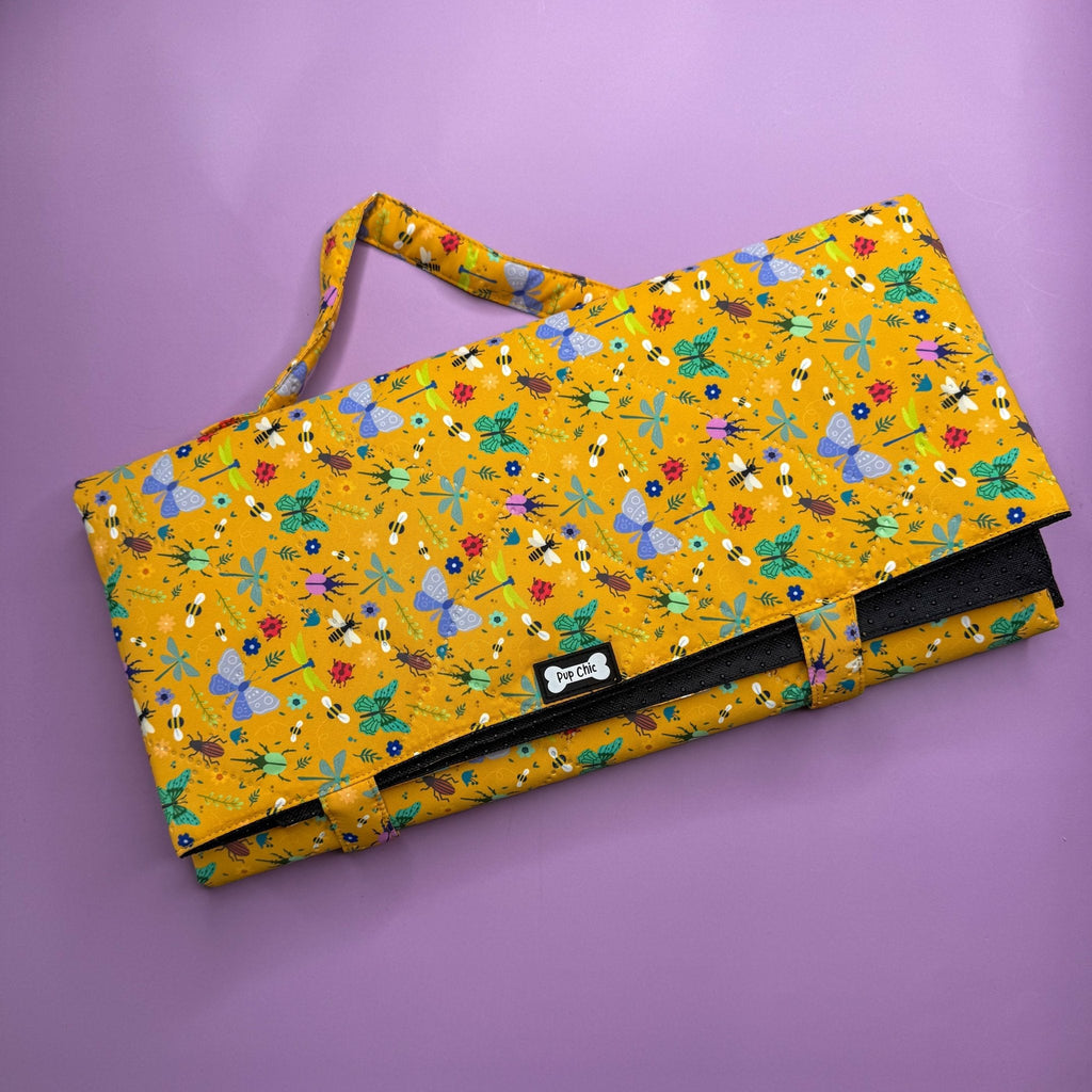 Summer Buzzin Dog Settle Mat Waterproof Travel Friendly