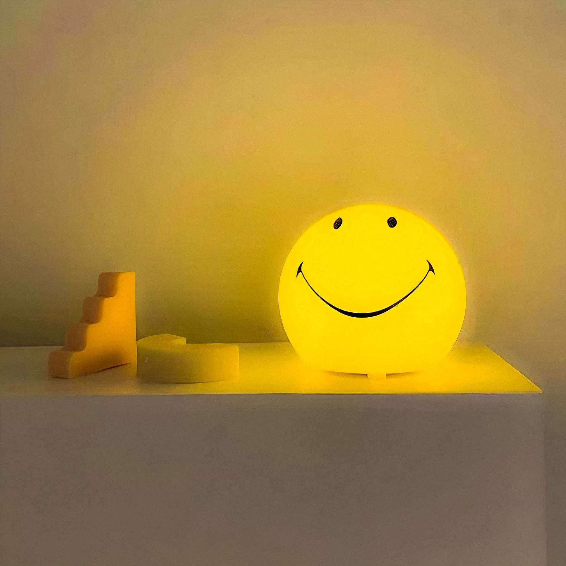 Smiling Night Lamp