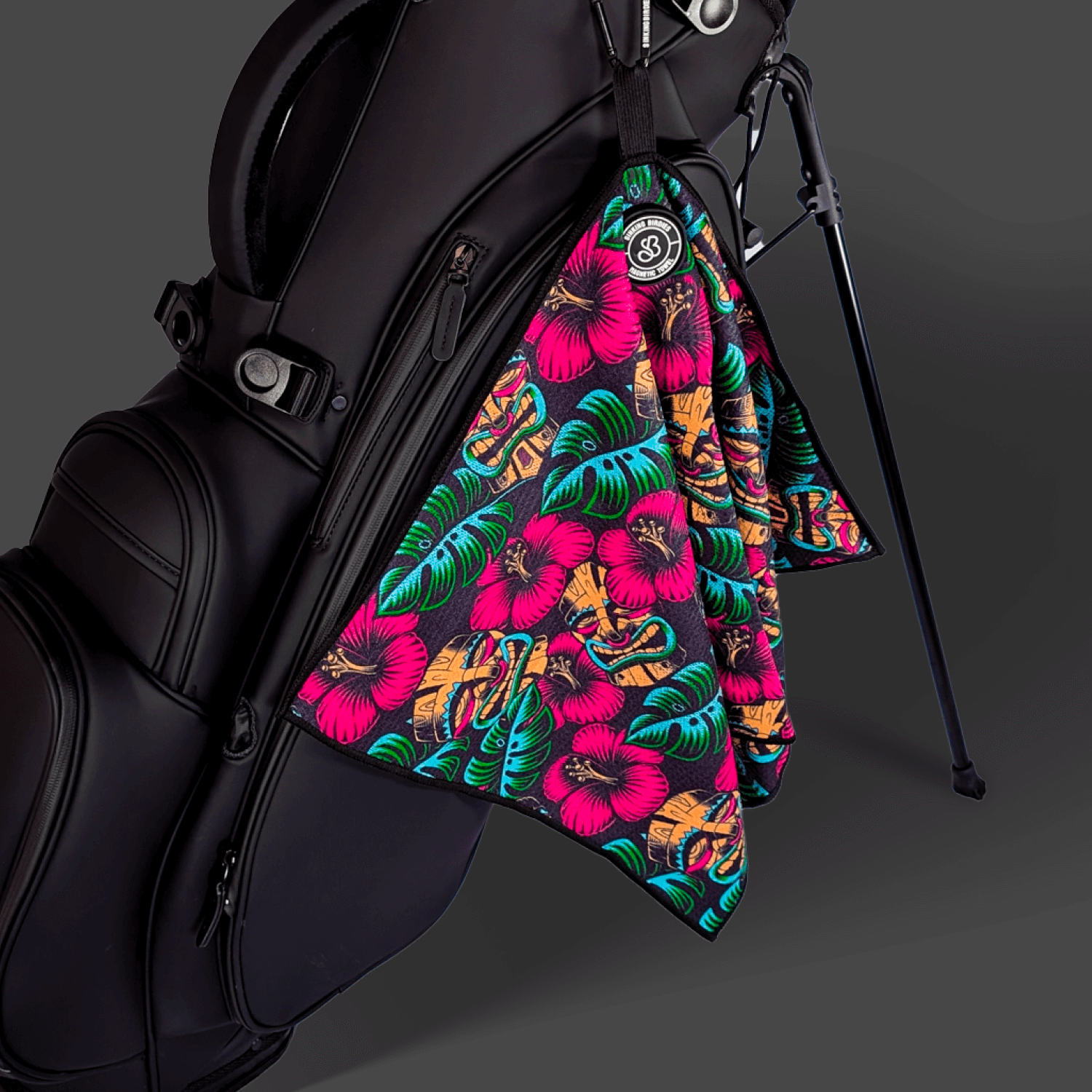 Magnetic Golf Towel with Tiki Design