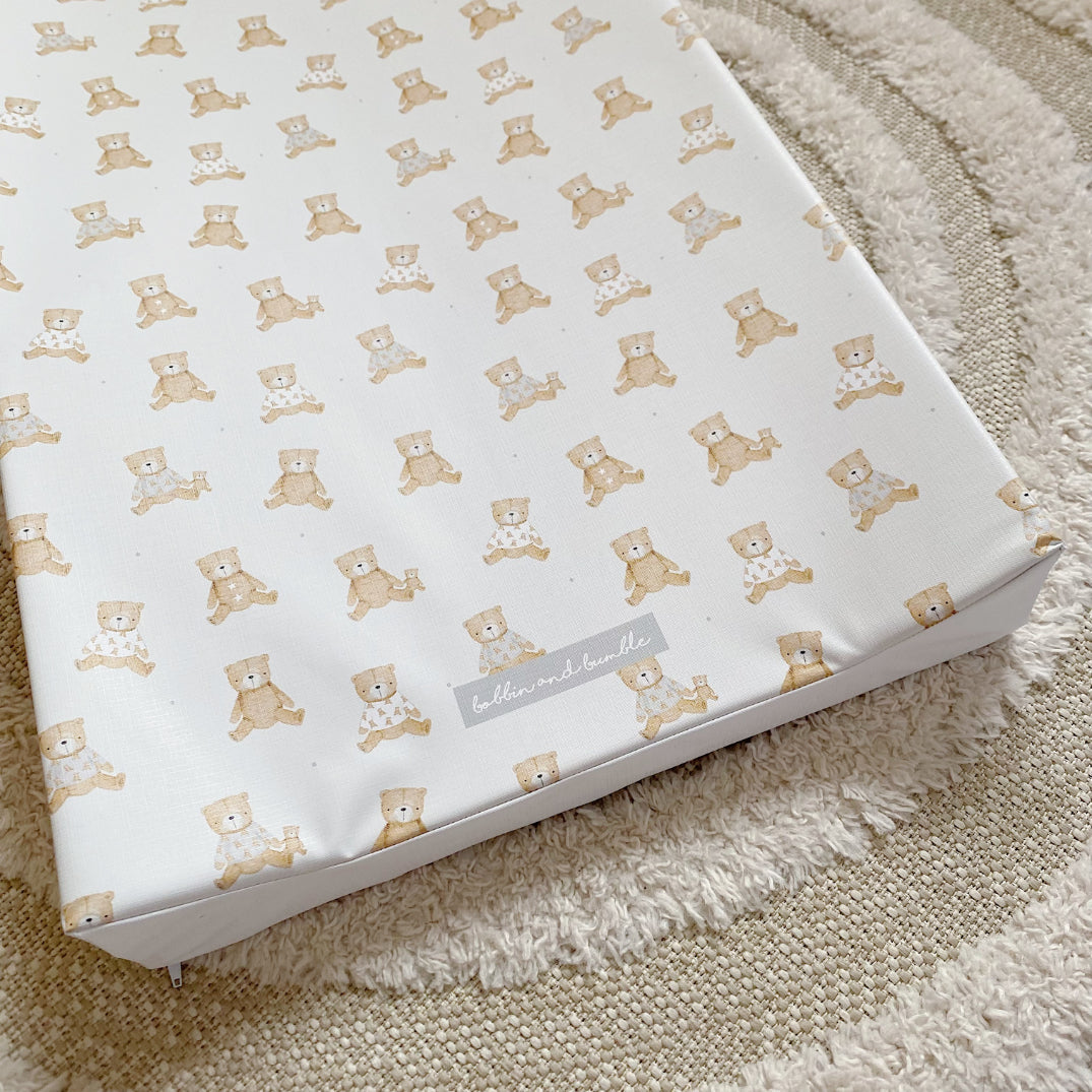 Anti-Roll Wedge Baby Changing Mat - Teddy Bears print