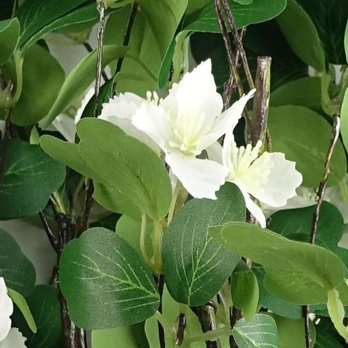 60cm White Flower Foliage Spray