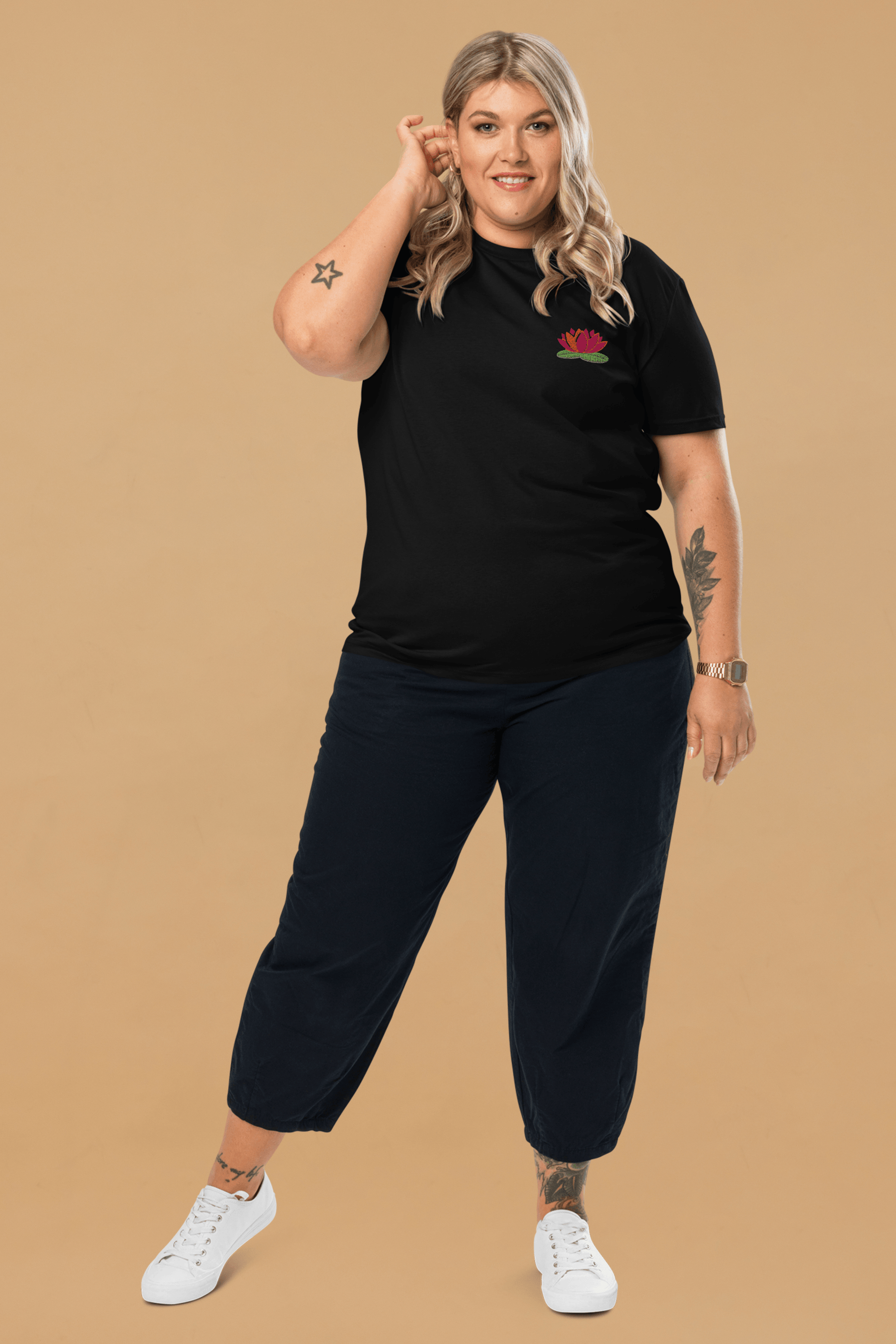 Water Lily T-Shirt in Black