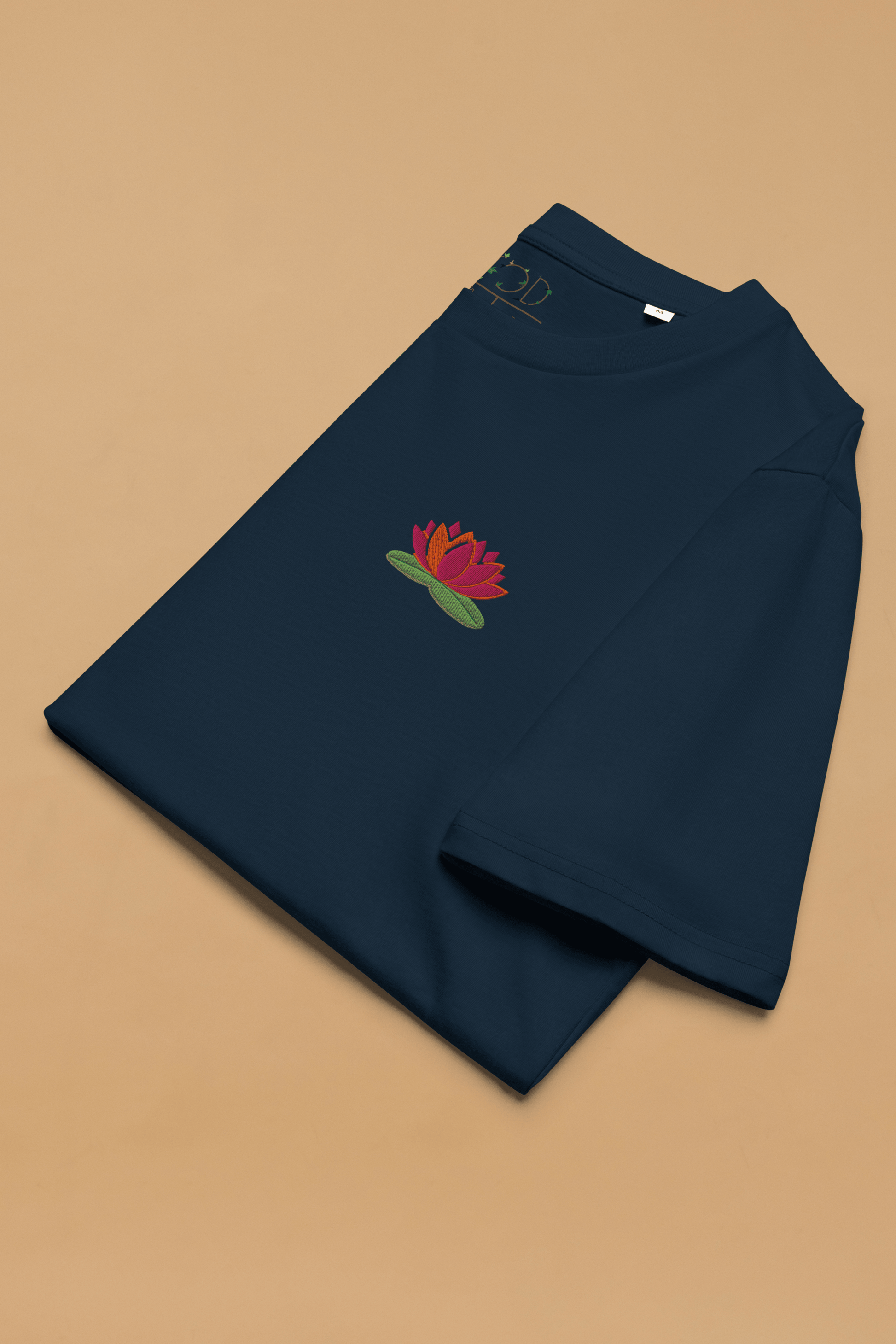 Water Lily T-Shirt in Navy