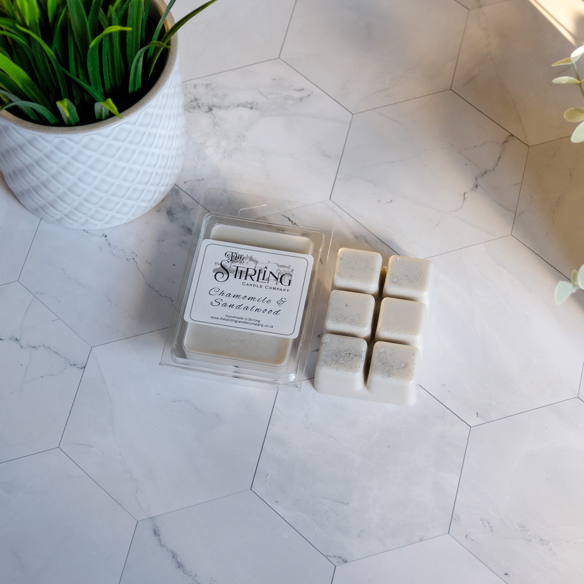 Chamomile and Sandalwood Wax Melt Clamshell