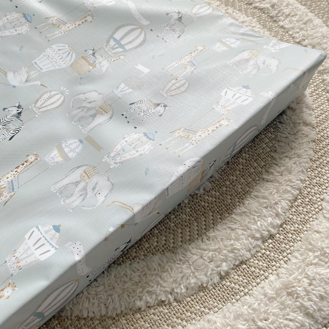 Anti-Roll Wedge Baby Changing Mat - Blue Hot Air Balloons Print
