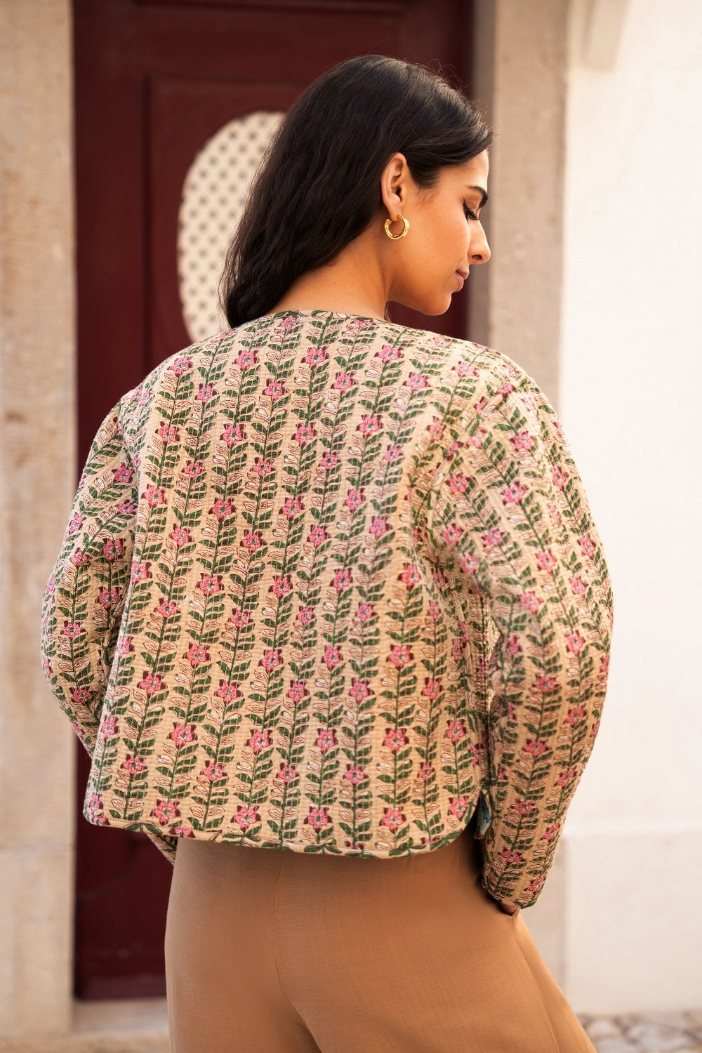 Blue Floral Print Reversible Cotton Cropped Quilted Jacket