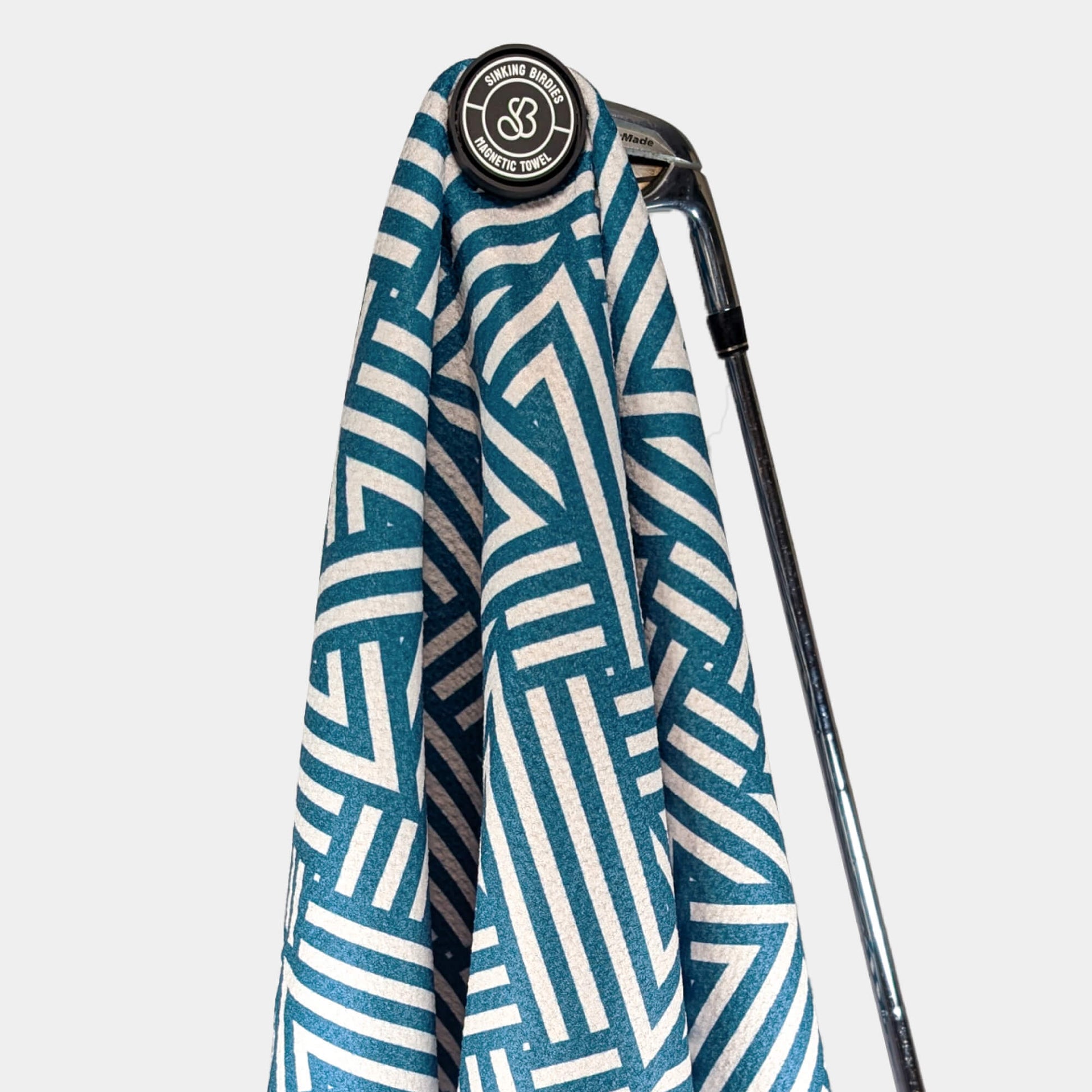 Magnetic Golf Towel with ZigZag Pattern